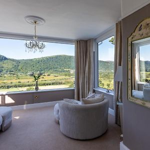 Deluxe Suite Mountain View